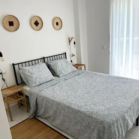 En Apartment *